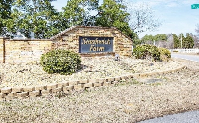 Building Photo - 608 Bayleaf Cir