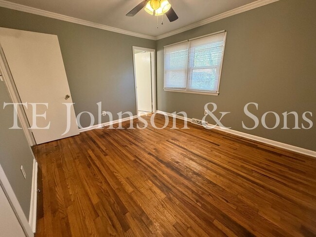 Building Photo - Charming 4 Bedroom in Winston Salem