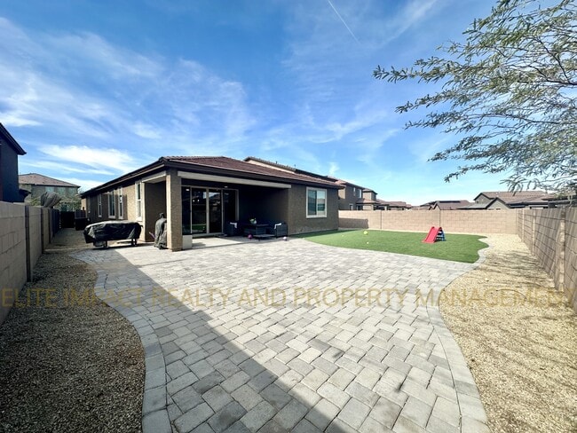 Building Photo - 6715 E Via Arroyo Azul