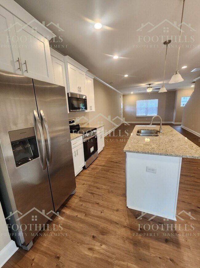 Building Photo - 113 Cypress Run