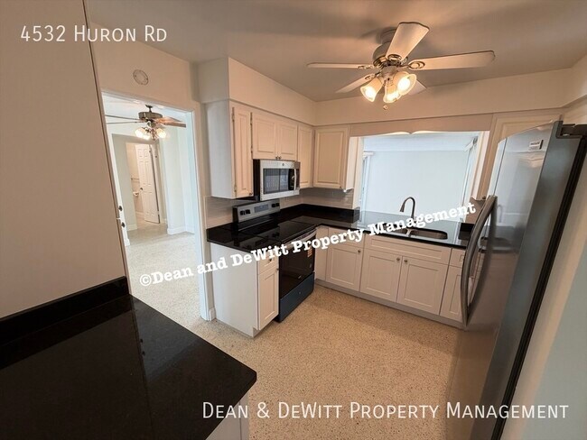 Building Photo - 4532 Huron Rd