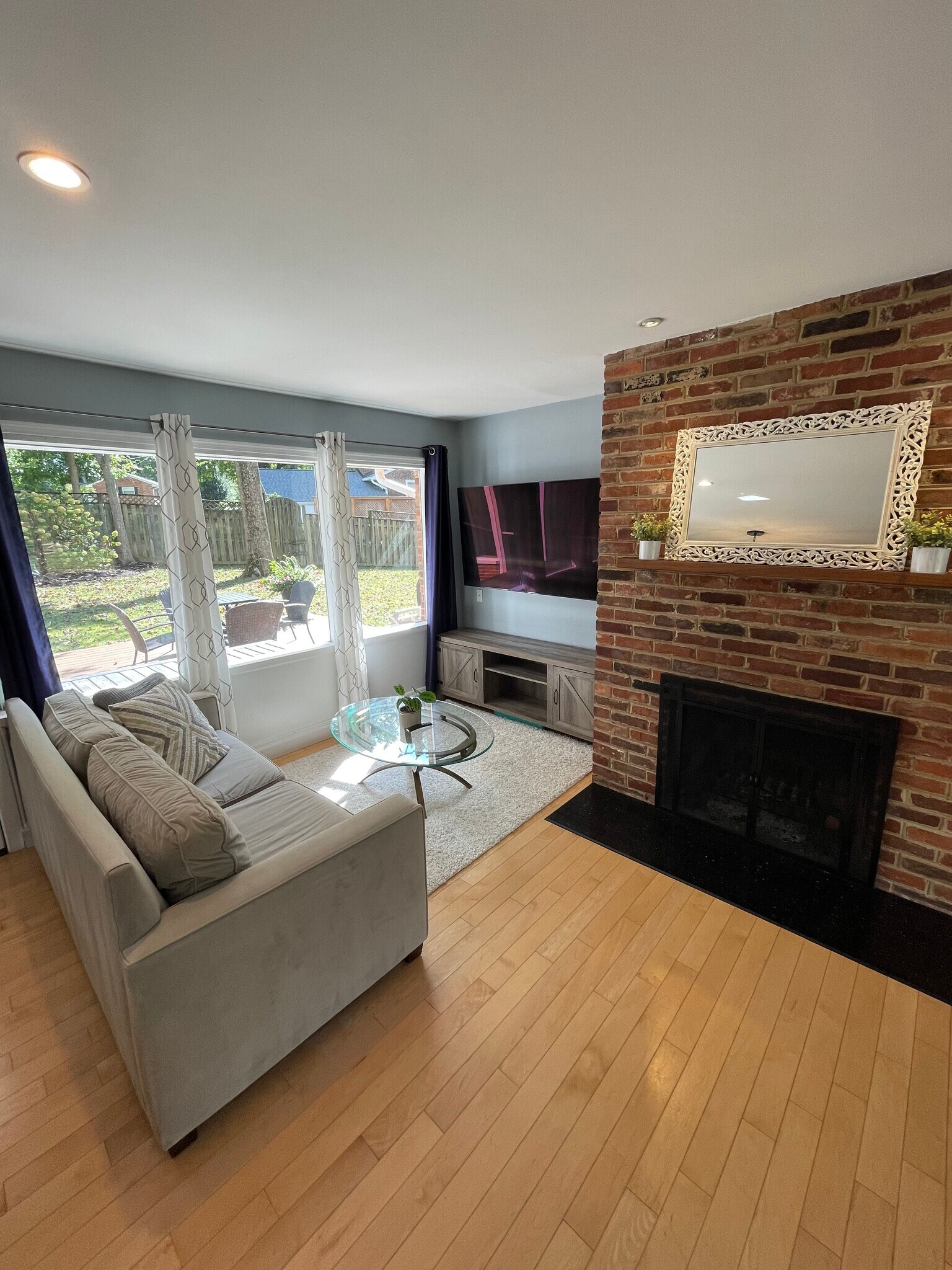 Building Photo - 7603 Cosgrove Pl