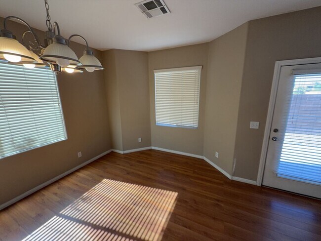 Building Photo - Gated community in Southern Highlands!