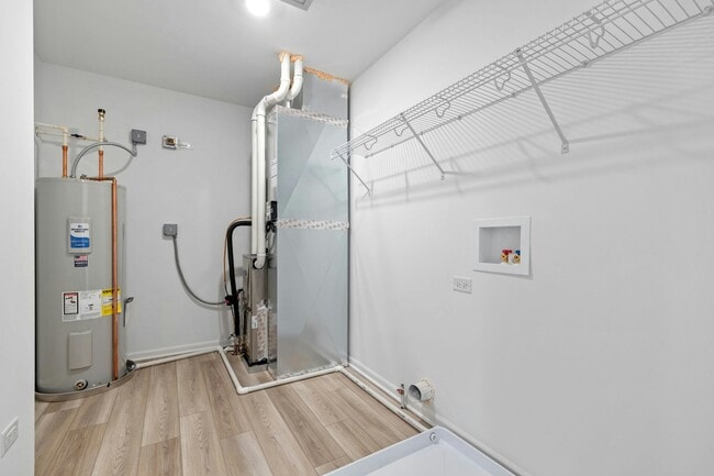 Building Photo - 16531 Golden Vly Ln