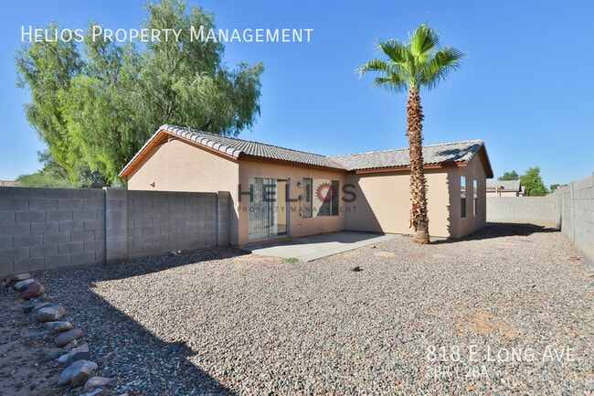 Building Photo - 818 E Long Ave