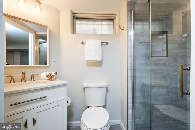 Building Photo - 1505 Harvard St NW