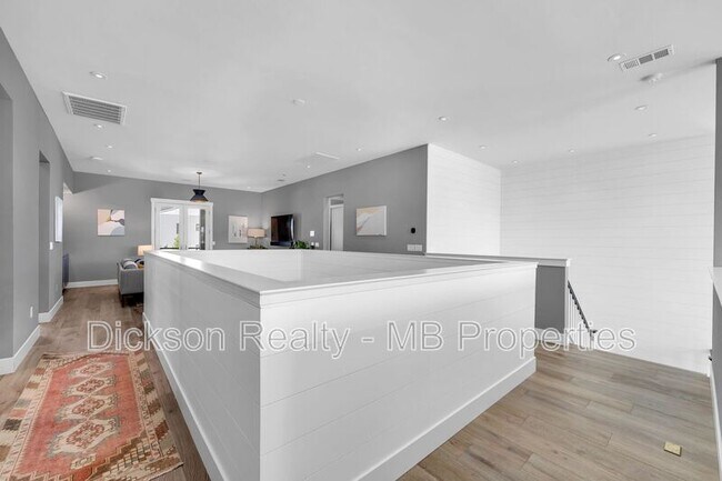 Building Photo - 6120 Triple Crown Dr