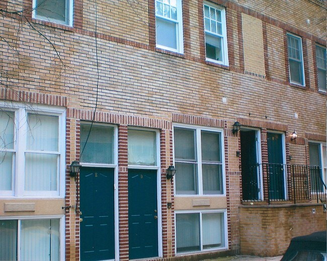 Building Photo - Gaskill Court