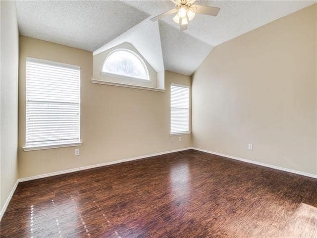 Building Photo - 7072 Chinquapin Dr