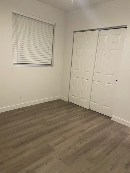 Bedroom - 8557 N Tiffany Ln