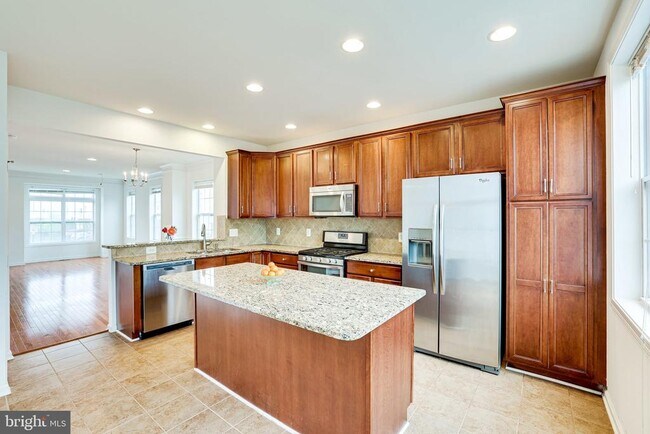 Building Photo - 43190 Whelplehill Terrace