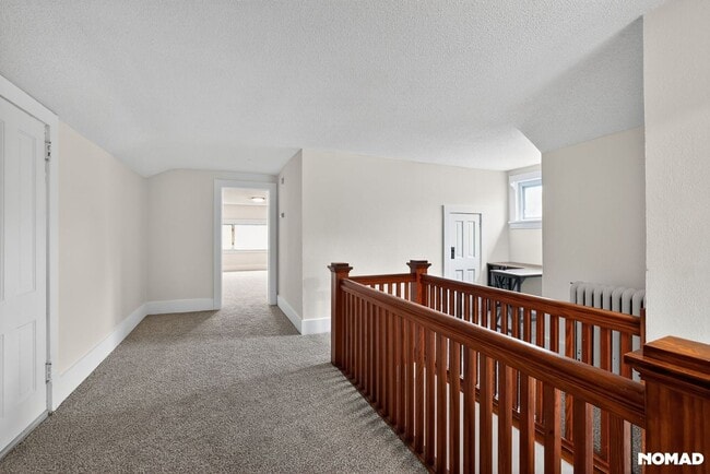 Building Photo - 329 S 2nd St