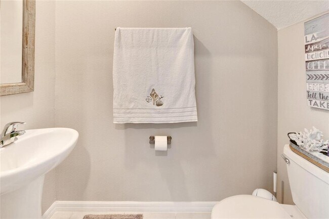 Building Photo - 3107 Oyster Cv St