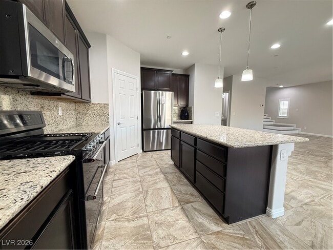 Building Photo - 132 Dunblane St