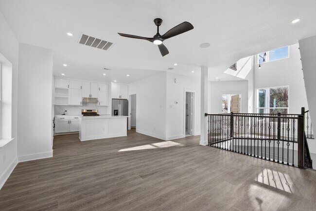 Building Photo - 3411 Nance St