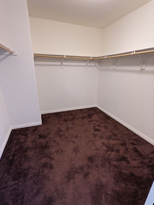 Building Photo - 7660 Ashby Gate St