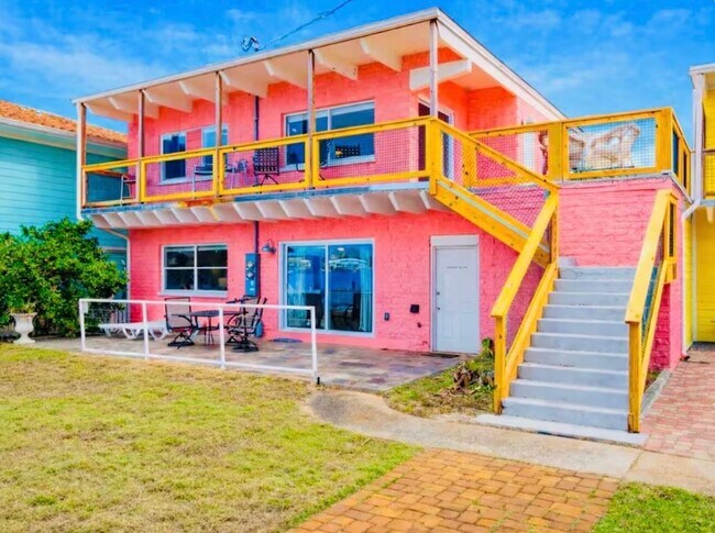 Building Photo - 334 Bluefish Dr