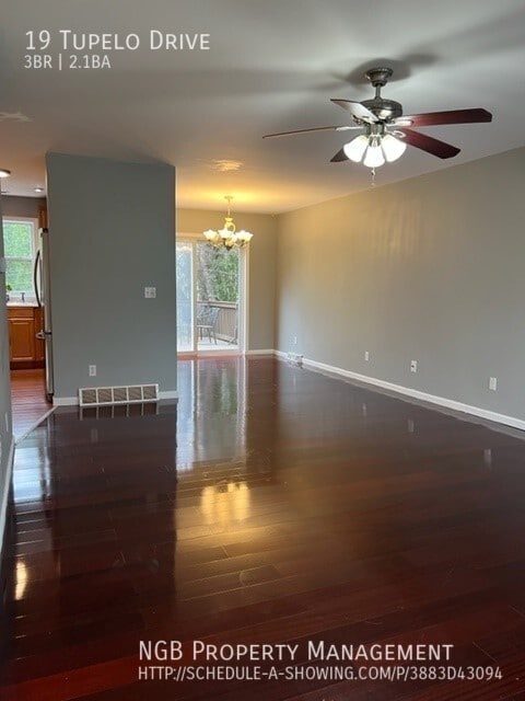 Building Photo - 19 Tupelo Dr