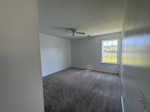 Building Photo - 3030 Hollybrooke Dr