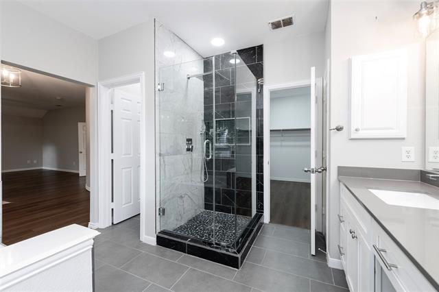 Building Photo - 5032 Enclave Ct