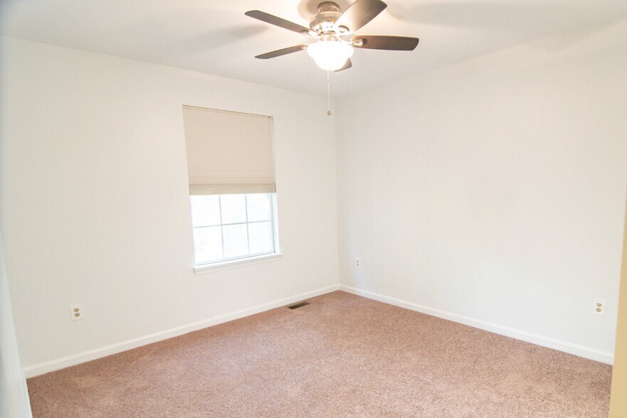 Building Photo - 2218 Conquest Way