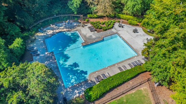 Building Photo - 1940 Bentbrooke Trail