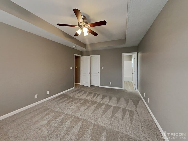 Building Photo - 1335 Loren Circle