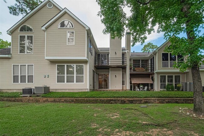 Building Photo - 3315 Golden Trails Dr