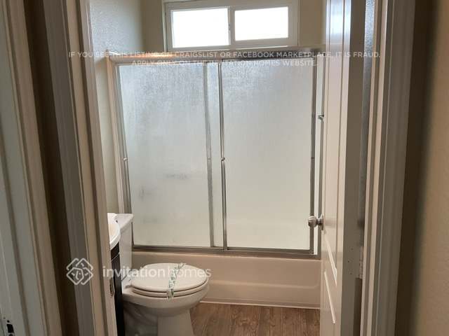 Building Photo - 14207 Woodland Dr