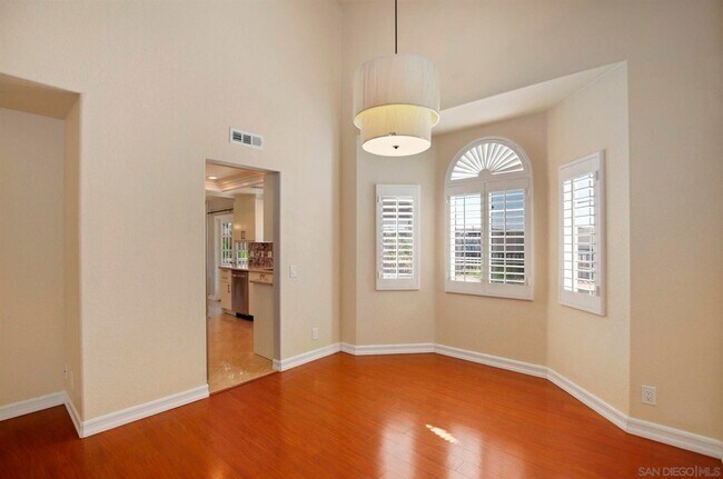 Building Photo - 4 Bedroom/2.5 Bathroom Home in Poway with ...