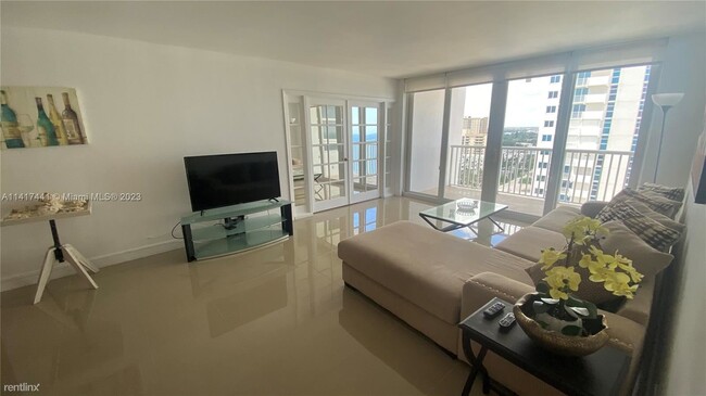 Primary Photo - 2 br, 2 bath Condo - 1370 S Ocean Blvd Apt...