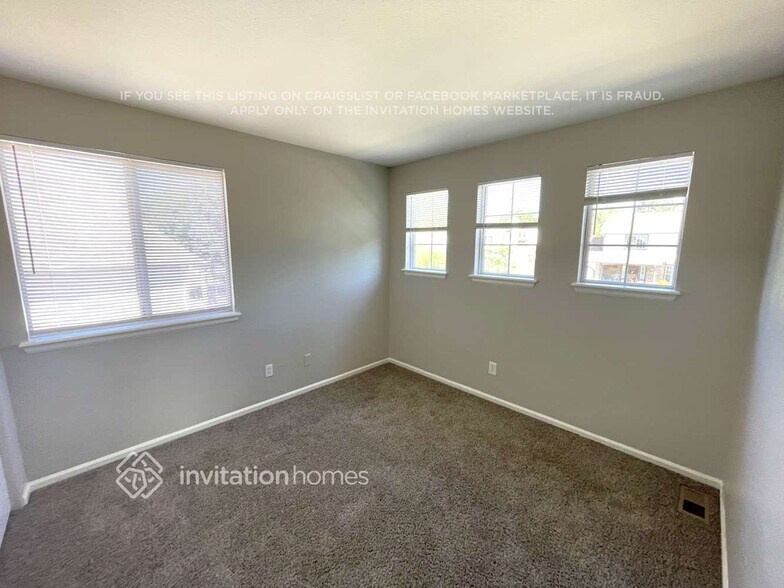 Building Photo - 18254 E Adriatic Pl