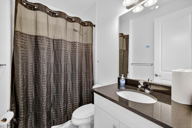 Building Photo - 12347 SW Compass Pt Dr