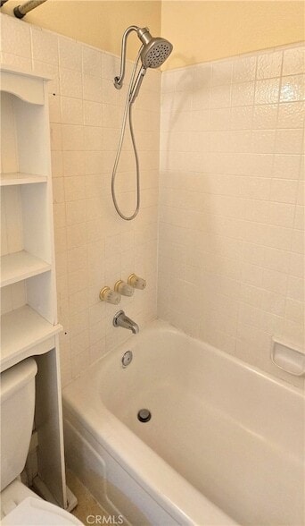 Building Photo - 1400 Post Rd