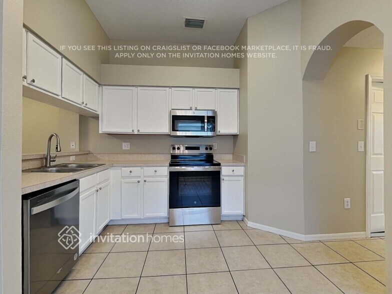 Building Photo - 4345 Country Hills Blvd