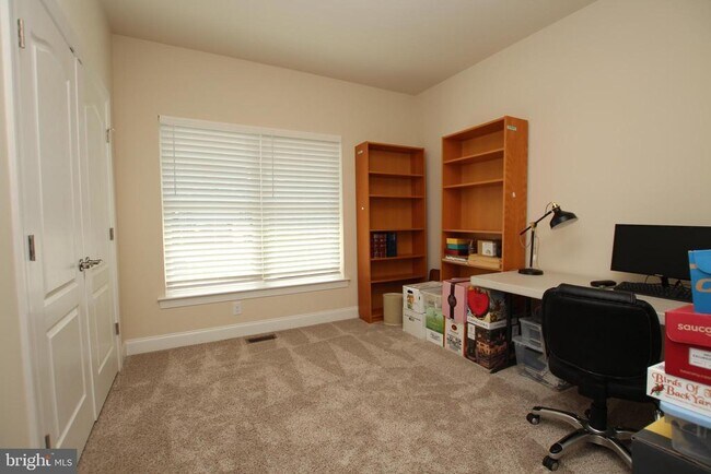 Building Photo - 29910 Timber Ridge Ct