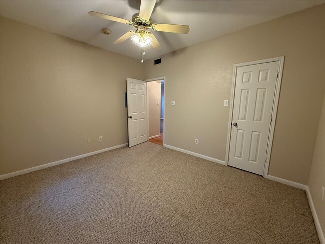 Building Photo - 1330 Old Spanish Trl