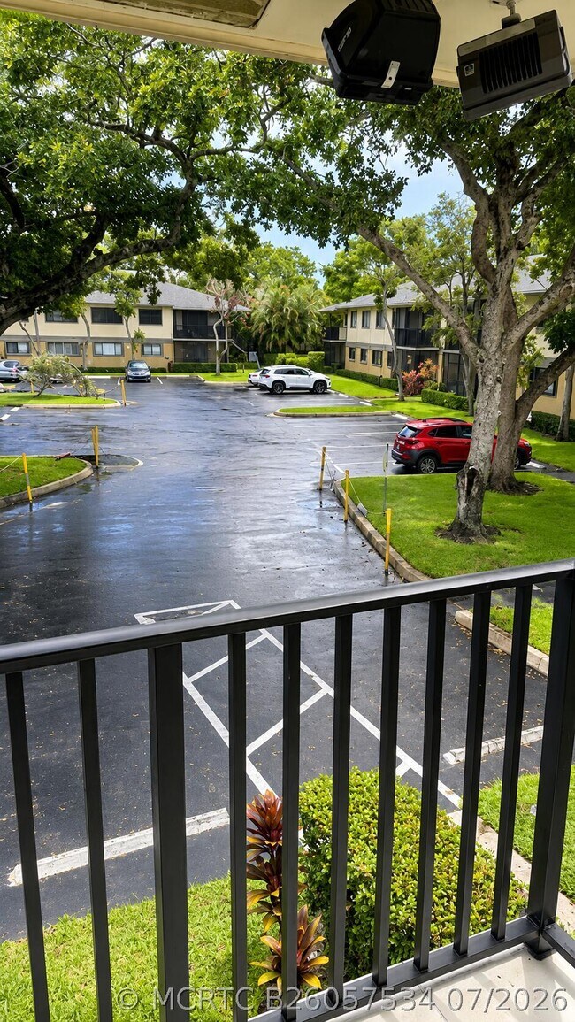 Building Photo - 677 Trace Cir
