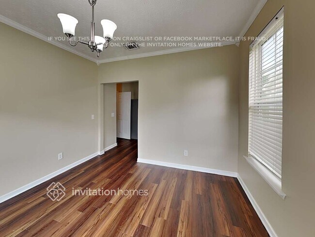 Building Photo - 4612 Legacy Square