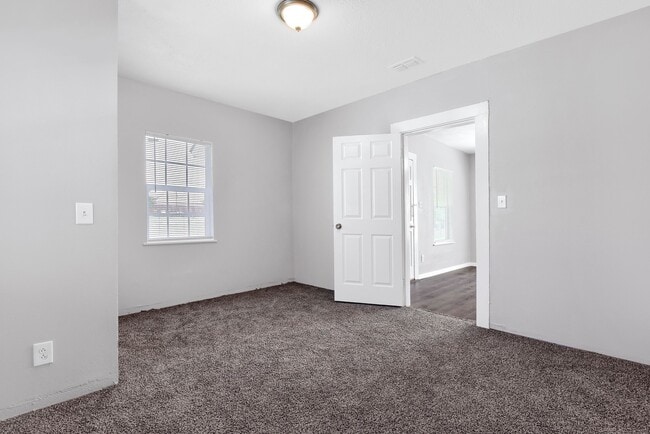 Building Photo - 638 Gilcrease St