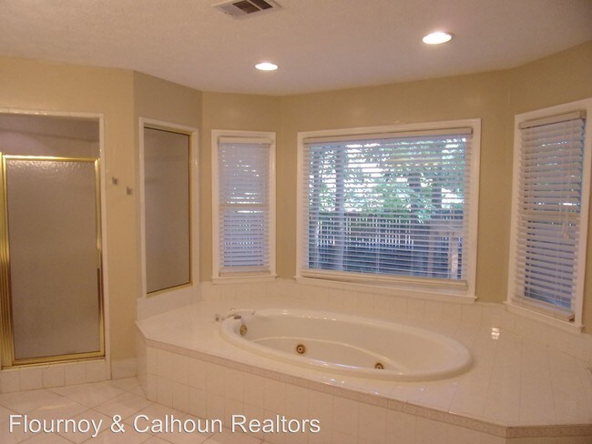 Building Photo - 5 br, 3 bath House - 7001 Schomburg Road