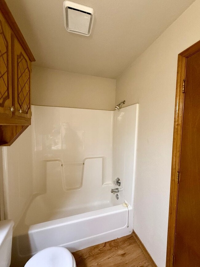 Building Photo - Spacious 3 bed, 2.5 Bath 2-story Home in South Okc