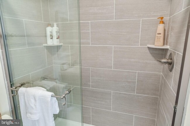 Building Photo - 2061 Kater St