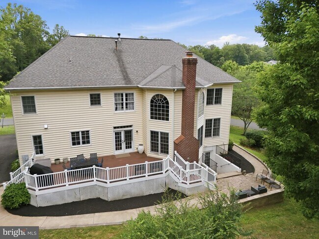 Building Photo - 7273 Tinsley Way