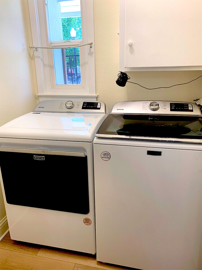 Building Photo - 708 Calvados Ave