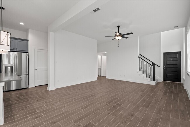 Building Photo - 4935 Anders Ln