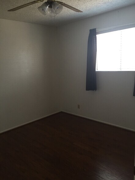 Bedroom 2 - 8034 E Oak St