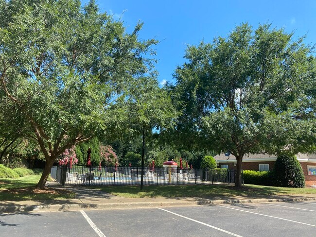 Building Photo - 4700 Ludwell Branch Ct