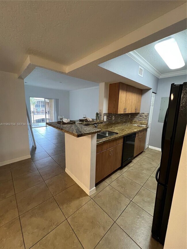 Building Photo - 231 SW 116th Ave