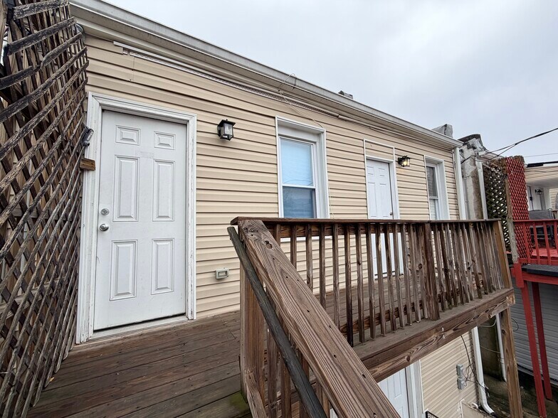 Rear Entrance - 4654 York Rd